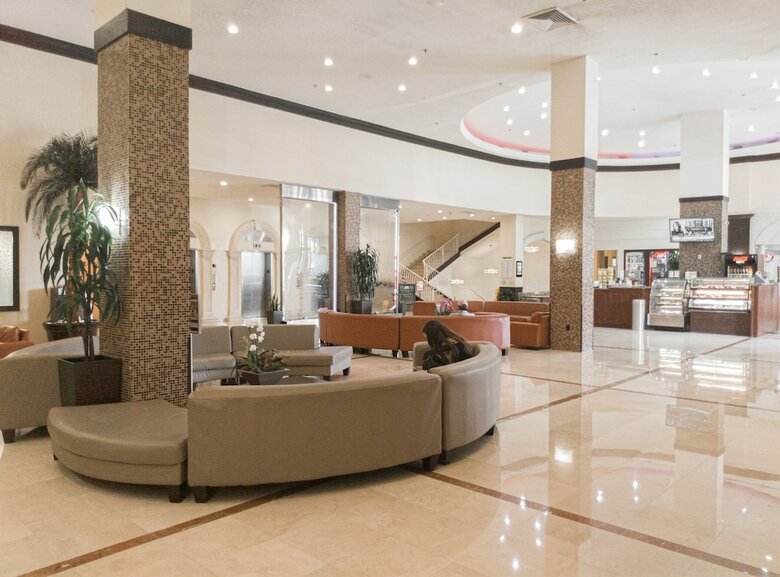 Hotel Ramada Plaza Marco Polo Beach Resort