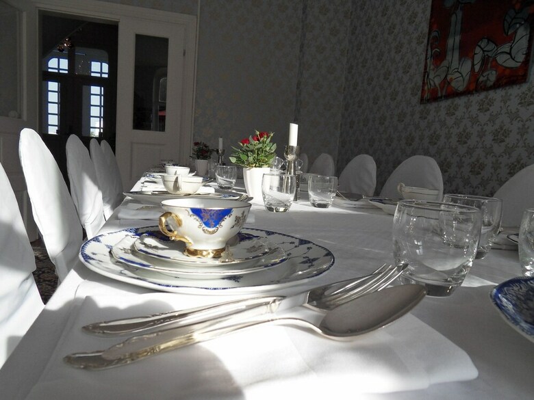 Annas Hotell