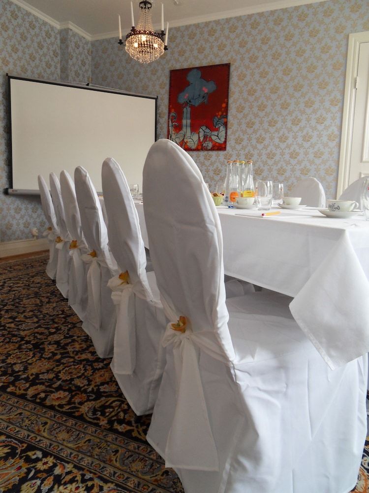 Annas Hotell