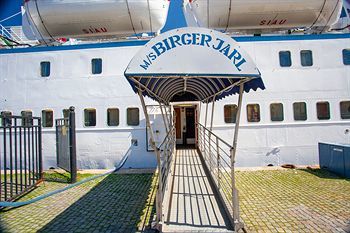 �nedin Hostel