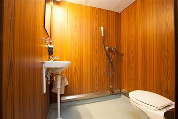 �nedin Hostel