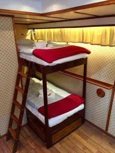 Hotell M/s Monika