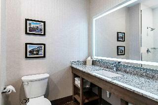 Comfort Suites Grove City Area