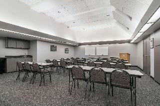 Days Hotel By Wyndham University Ave Se