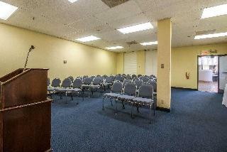 Clarion Hotel Convention Center Jackson Northwest