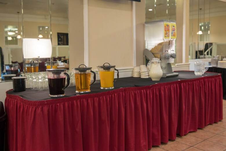 Hotel Ramada Cedar Rapids