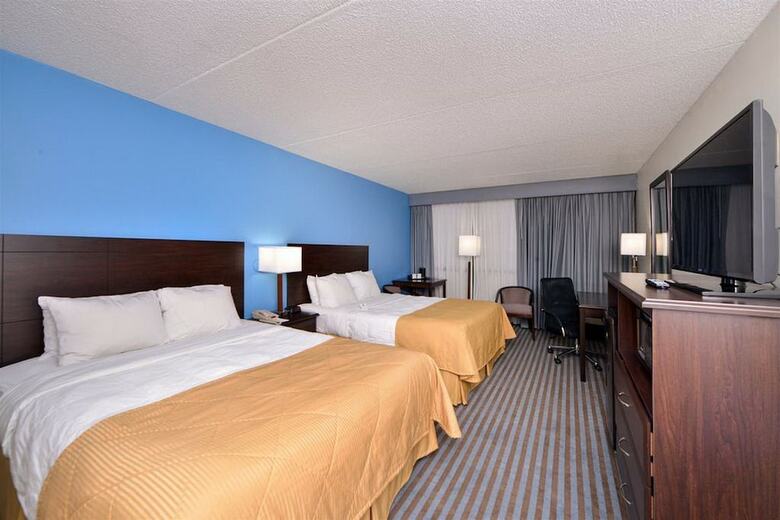 Hotel Ramada Cedar Rapids