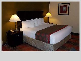 Surestay Plus Hotel By Best Western Nashville Sout