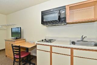 Amelia Extended Stay & Hotel