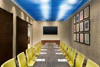 Holiday Inn Express Bloomington