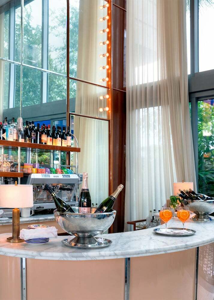 Hotel Mr. C Coconut Grove