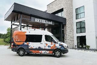 Revel Hotel Des Moines Urbandale, Tapestry Collect