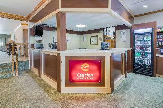 Clarion Hotel Suites Fairbanks