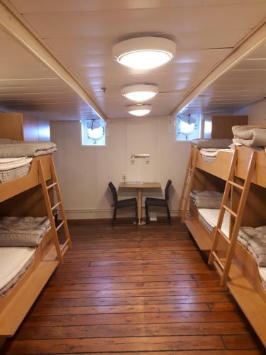 Albergue Stf Af Chapman
