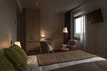 Hotell �rstaviken