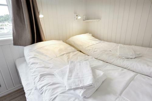 Lagunen Cottages And Hostel