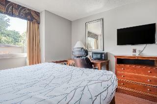 Oyo Townhouse Memphis Northeast