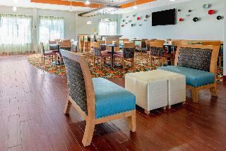 La Quinta Inn Suites By Wyndham Leesville Ft Polk