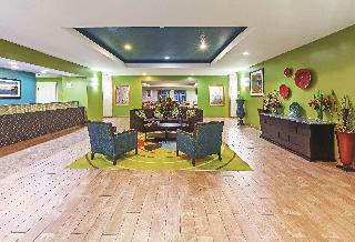 Hotel La Quinta Inn Suites By Wyndham Paris