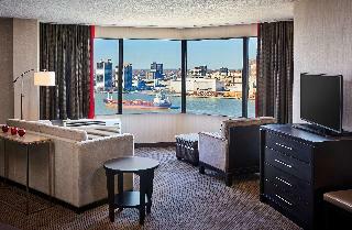 Doubletree By Hilton Windsor Hotel & Suites