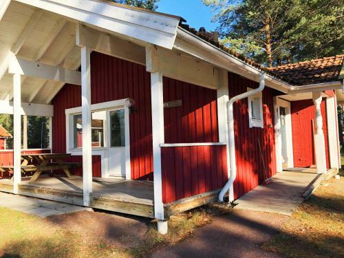 En�badets Camping & Hostel