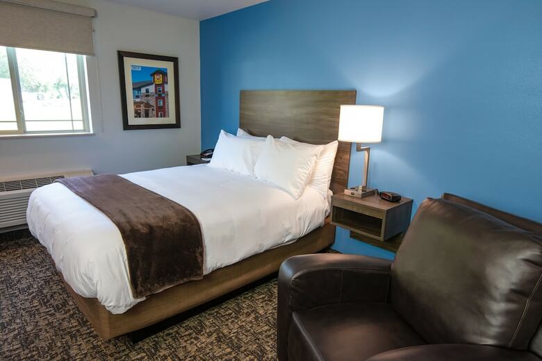 My Place Hotel- Watertown, Sd