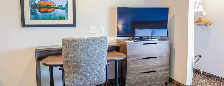 My Place Hotel- Watertown, Sd