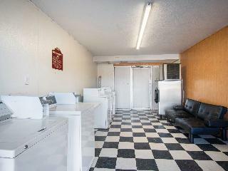 Hotel Dodge City Regional Airport