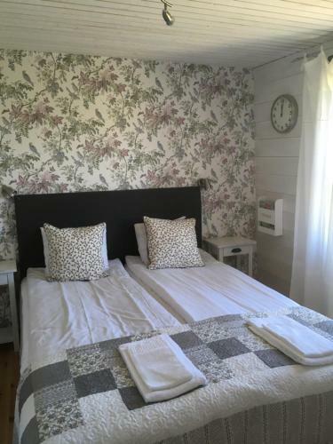 Bed & Breakfast Brog�rd