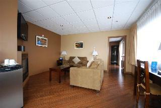 Hotel Skky Whitehorse
