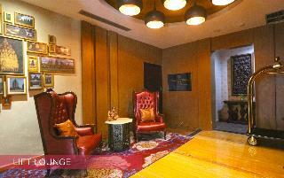 Hotel Ramada Suites By Wyndham Solo