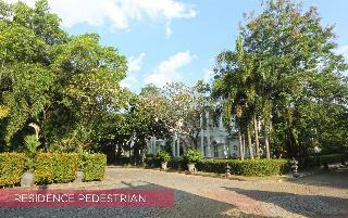 Hotel Ramada Suites By Wyndham Solo
