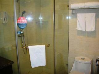 Hotel Greentree Inn Shanghai Happy Valley Business