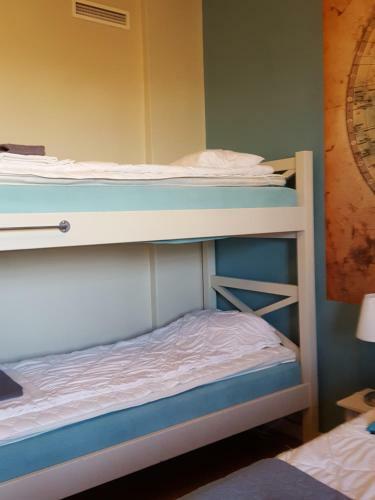 Hostel Above