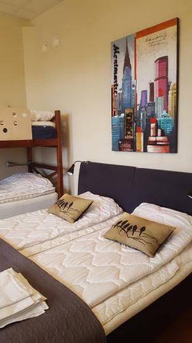 Hostel Above