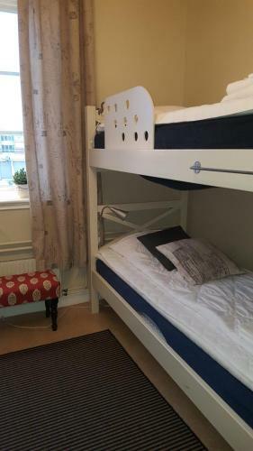 Hostel Above