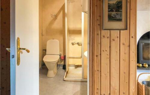 Holiday Home Krakerud R�da