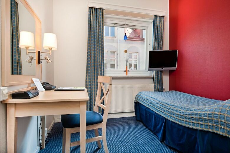 Hotel J�mteborg