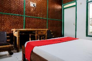 Hotel Reddoorz Plus Near Jalan Baru Bogor