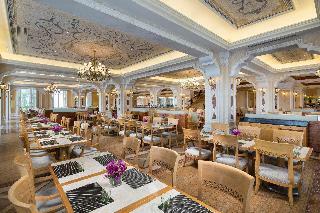 Hotel Crowne Plaza Ocean Spring Resort