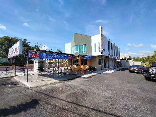 Oyo 89859 Pp Traveller's Hotel