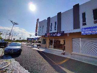 Oyo 89859 Pp Traveller's Hotel