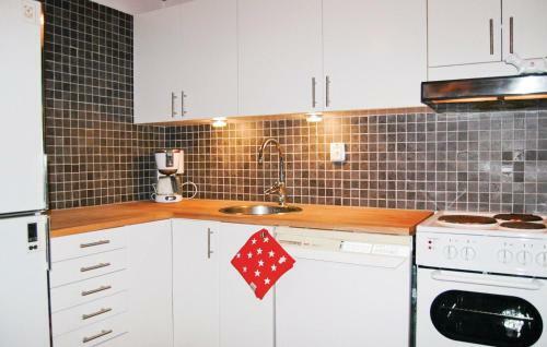 Holiday Home Ekv�gen K�llby