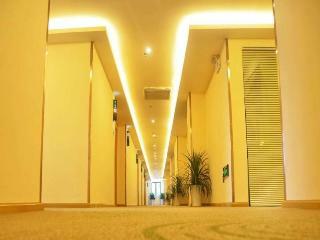 Hotel Greentree Inn Guiyang Wudang District High Speed R