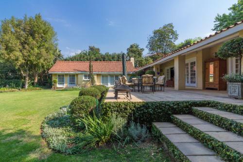 Bed & Breakfast Pin Oaks Bnb