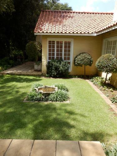 Bed & Breakfast Pin Oaks Bnb