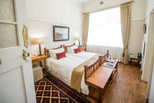 Hostal Excelsior Manor Guesthouse