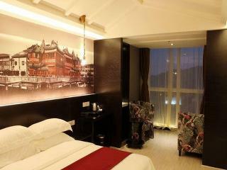 Grand Nest Hotel