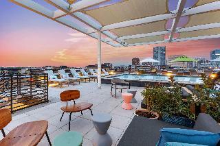 Cambria Hotel Downtown Phoenix Convention Center