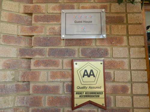 Hostal Edelweiss Corporate Guest House